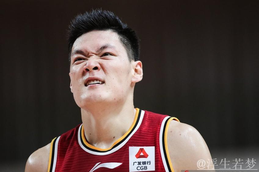 张宁开局手感火热，干拔三分命中空心