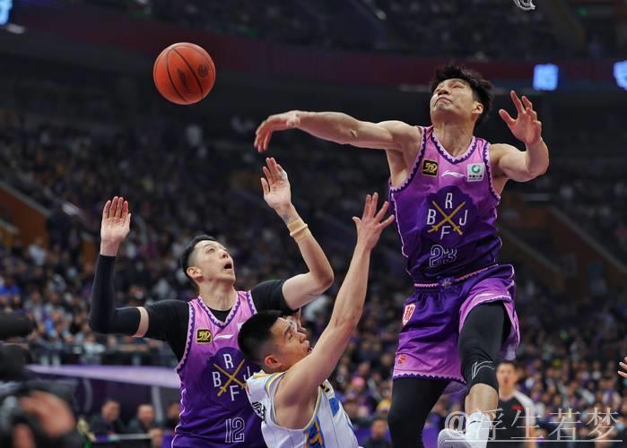 5月2日季后赛精彩战：北京对阵山西